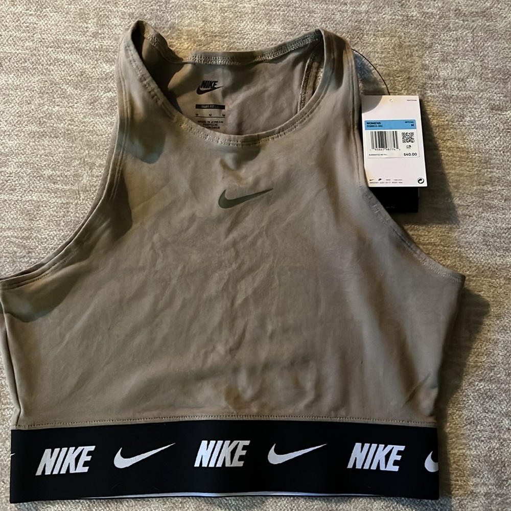 Nike Crop Tape Top & High Waisted Legging - Picture 2 of 3